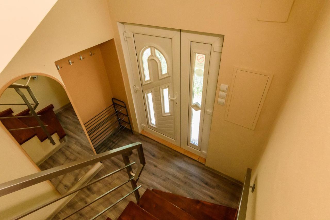 Apartman Elegant 2 Besenova Ngoại thất bức ảnh